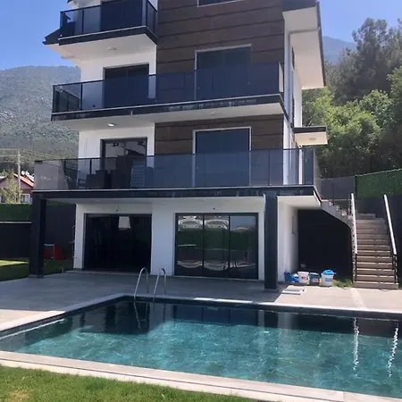 Luxury Villa Ovacik * 페티예