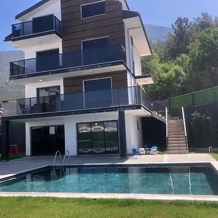 빌라 Luxury Villa Ovacik 페티예