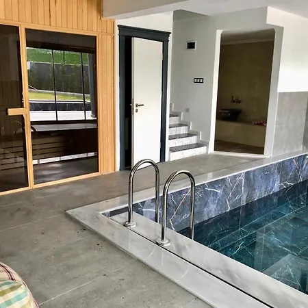 빌라 Luxury Villa Ovacik *